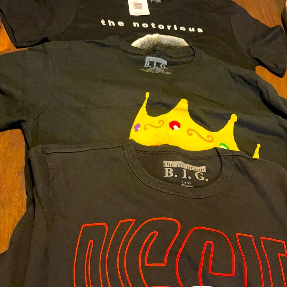 Lot of 3 Brand New Mens T-Shirts Size: Small